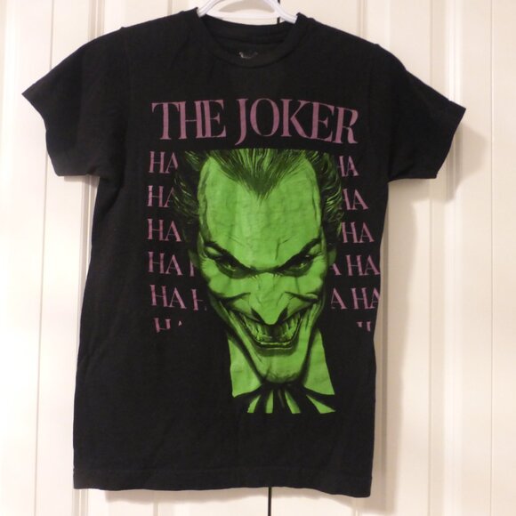 DC Comics The Joker (by Alex Ross) "Hahaha" laughing t-shirt - Picture 2 of 6